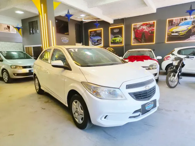 Chevrolet Onix JOY Hatch 1.0 8V Flex Mec. 4P 2017