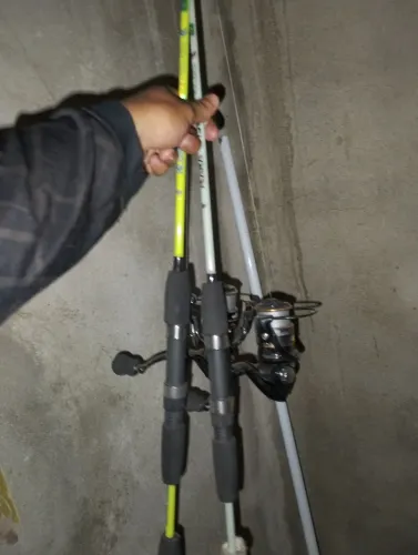 ? VARAS DE PESCA EM OFERTA!