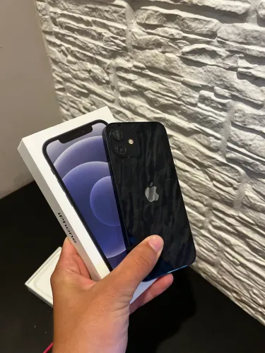iPhone 12 Meia-Noite