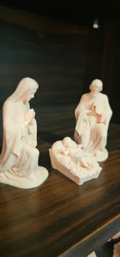ESTATUAS MARIA JOSÉ E JESUS PRESÉPIO