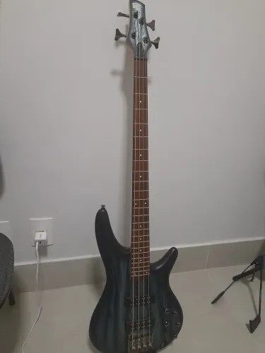 Baixo Ibanez Sr300E SVM 4 cordas