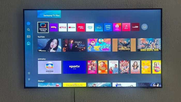 Smart TV Samsung Crystal UHD 4K de 50 polegadas.