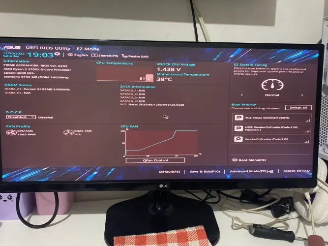 Monitor