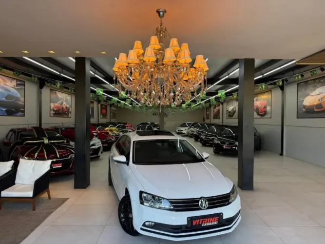 Volkswagen Jetta Comfortline 1.4 TSI 16V 4P Aut. 2017