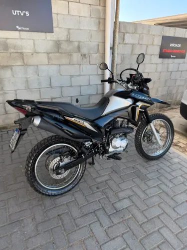 Honda NXR Bros 160 2023 Muito nova e conservada