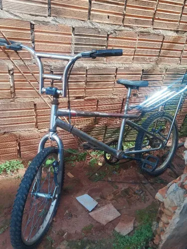 3 bicicletas infantis