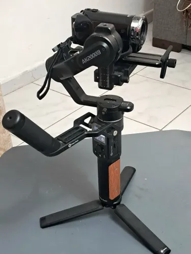 Estabilizador Gimbal FeiyuTech AK2000S Canon Nikon DSLR Mirrorless