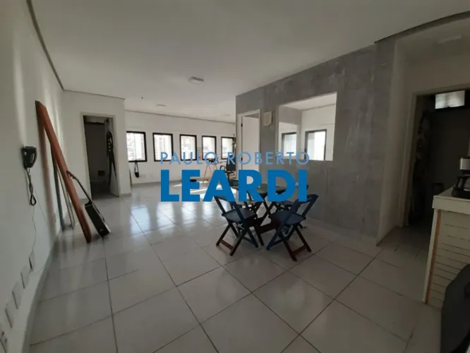 CONJ. COMERCIAL - PERDIZES - SP