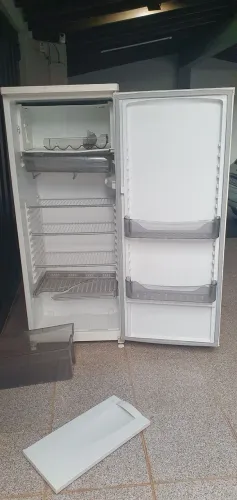 Geladeira CCE R32