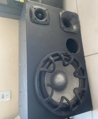 Som com comando TARAMPS 1500