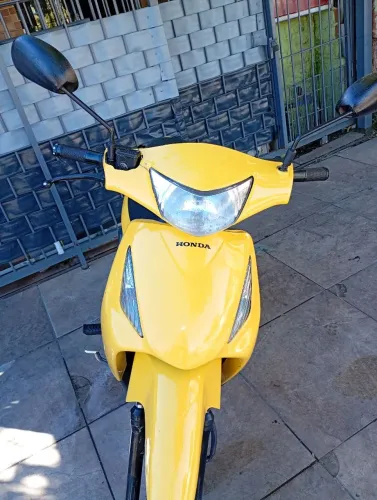 Barbada vendo Biz +Es por 7500