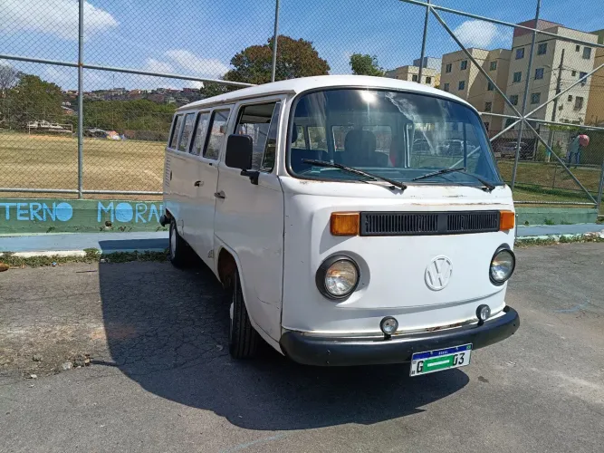 Volkswagen Kombi Standard/ Luxo/ Serie Prata 1994