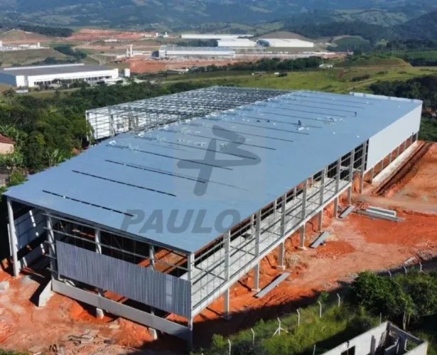 Galpão Industrial em condomínio para alugar no bairro Pessegueiro em Extrema - MG.