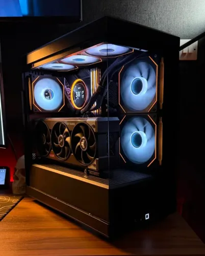 Gabinete Hyte Y40 Preto 