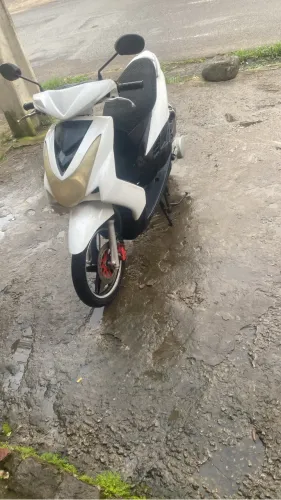 Shineray scooter 80cc pra vender logo