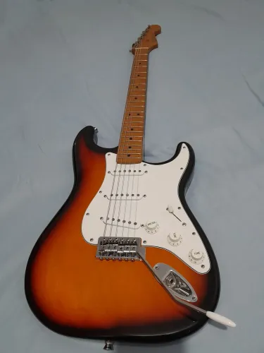 Guitarra Stratocaster Fender Mexico