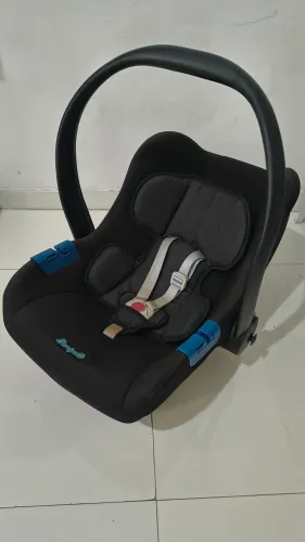 Vendo Bebê Conforto Burigotto Touring X