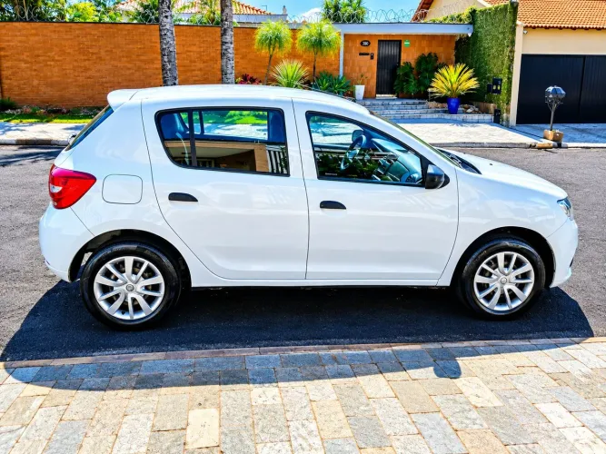 Renault Sandero Life Flex 1.0 12V 5P Mec. 2020