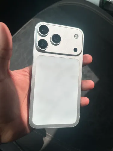 iPhone 11 Carcaça do 17