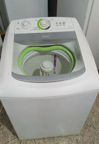 Máquina Consul facilite 10 kg com pouco tempo de uso 