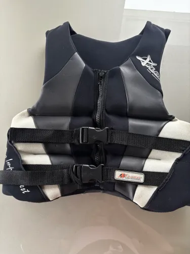 Colete Salva-Vidas em Neoprene X-Float