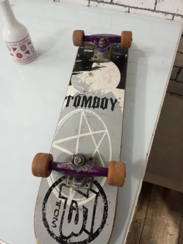 Skate tomboy truck da Brutus