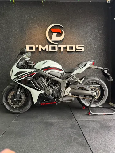 HONDA CBR 650R - 2024 - GARANTIA ATÉ 2027