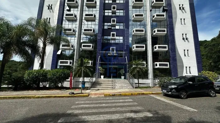 Sala comercial com 50 m² para alugar na Rodovia José Carlos Daux