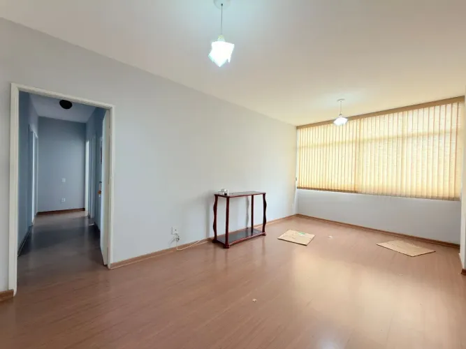 Apartamento 3 quartos com suíte e sol da manhã em Santa Clara - Ed. Beethoven