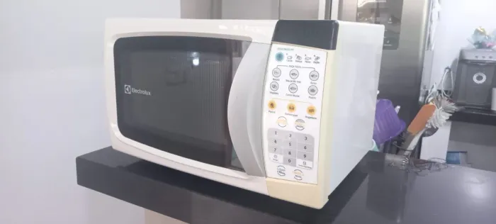Micro-ondas Electrolux 20 litros 127v