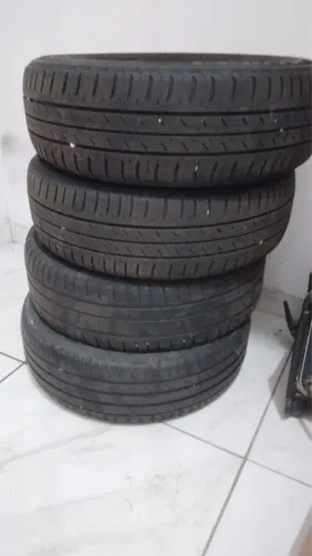 Pneus semi novos aro 15