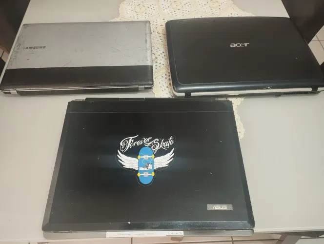 Sucatas de notebooks - aproveitamento de peças. 