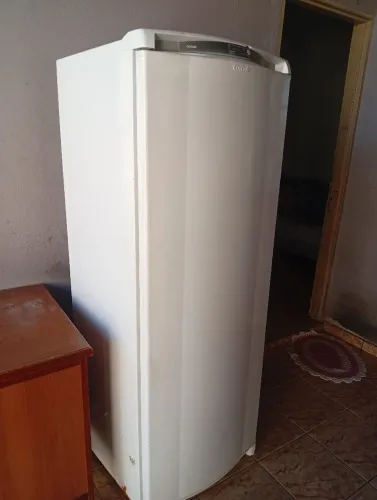 Vendo Geladeira Frost Free 