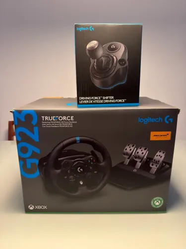 Volante G923 + Câmbio Logitech para Xbox/PC