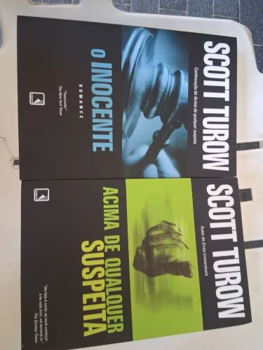 Livro acima de qualquer suspeita livro o inocente