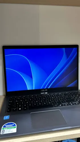 Notebook Asus 4/128GB