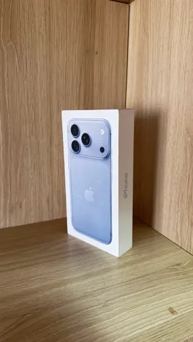 iPhone 18 Pro 256gb Glacial | NOVO LACRADO