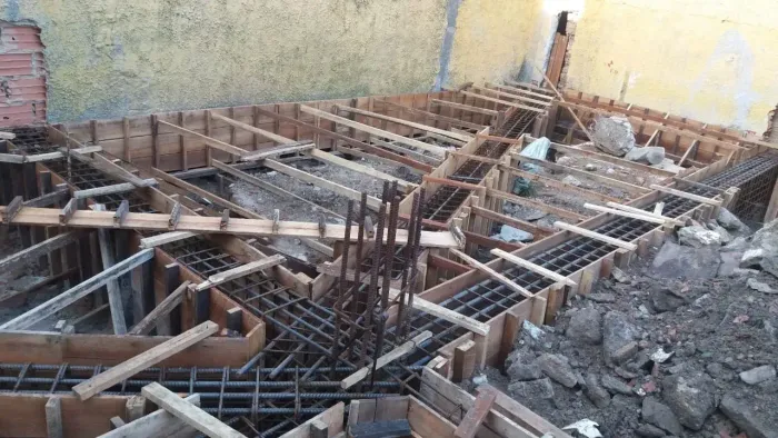 Terreno na Pariquis Cremaçäo