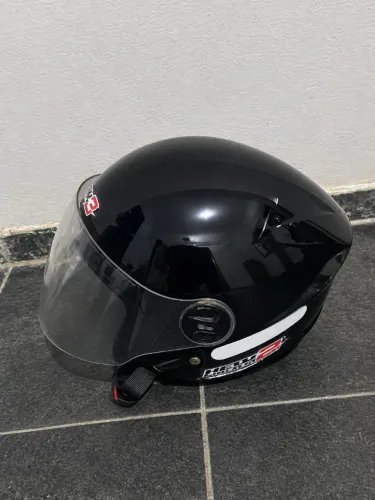 Capacete