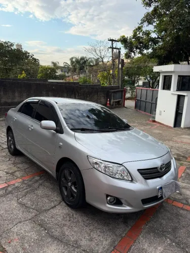 Toyota Corolla GLI 1.8 Flex 16V Aut. 2011