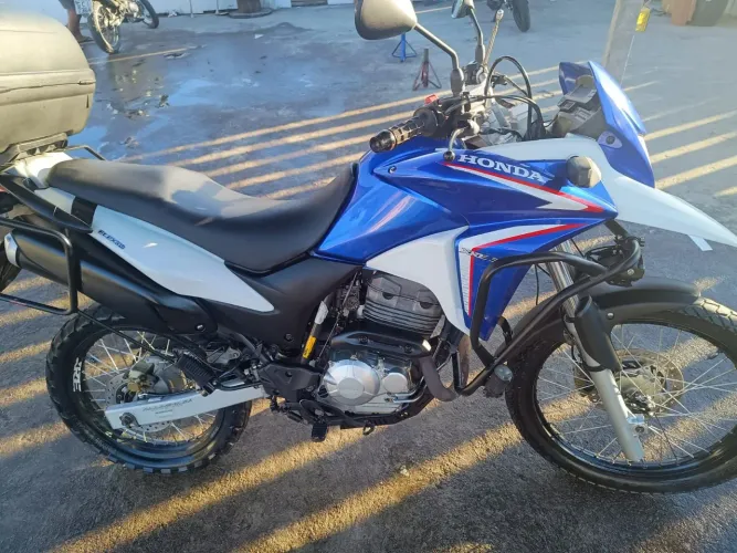 Xre 300