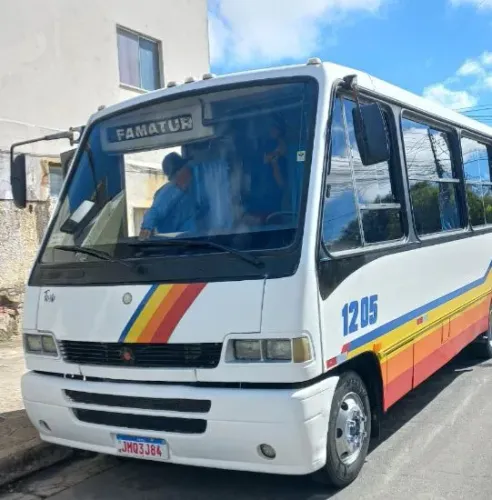 Microonibus 