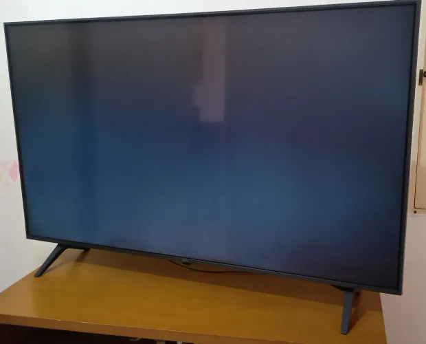 Tv LG smart Magic 55 polegadas com defeito no LED