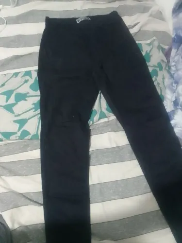 Vendo 3 calças de sarja novas, tamanho 40