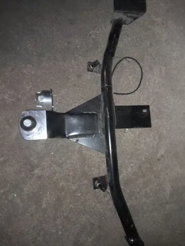 Vende-se um engate do corsa  450 reais corsa sedan  * 