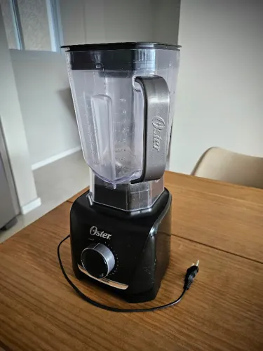 Liquidificador Super Potente Oster 3,2L 1400W