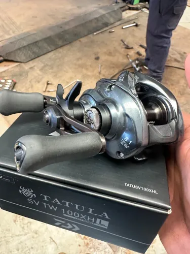 Carretilha daiwa tatula 100 xhl