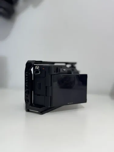 Sony A7C
