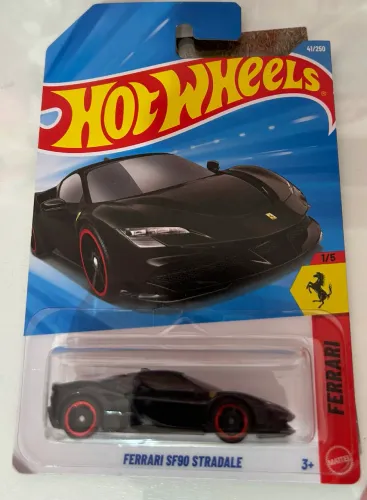 Hotwheels Ferrari SF90 preta