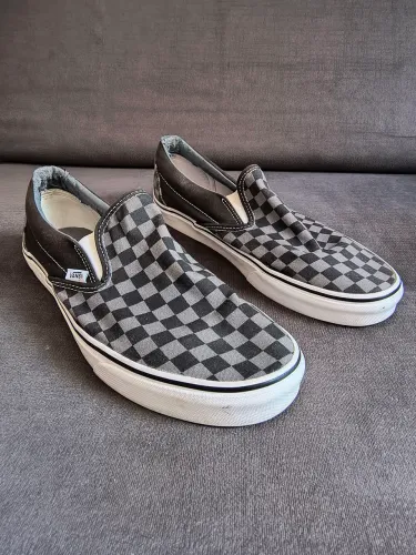 Tênis Vans Classic Slip-On xadrez 